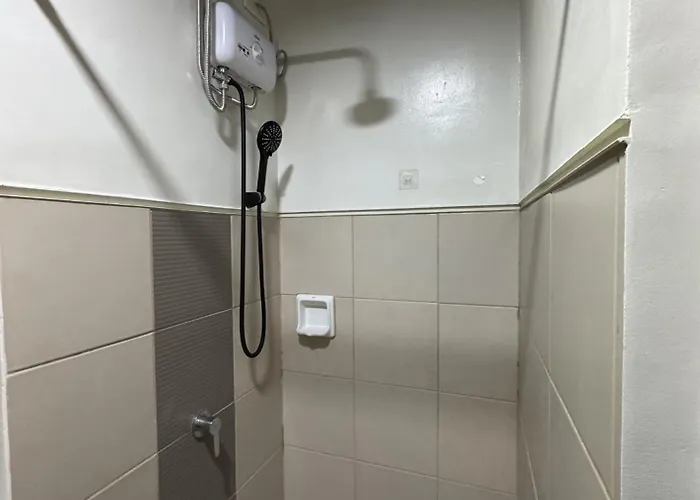 Cozy Urban Staycation Unit 4* Manila